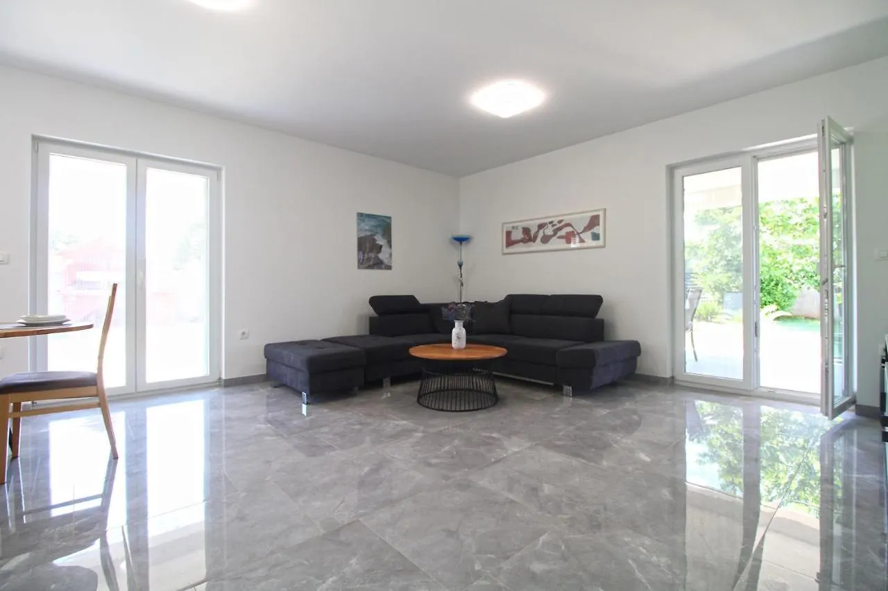 House Volme 2259 Villa Banjole 0*,  Croatia